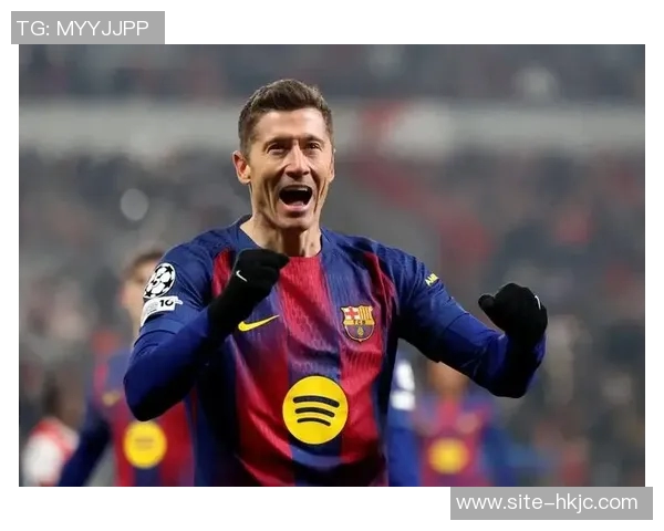 莱万在欧冠历史上为两队打入20球以上成为第四人彰显伟大成就